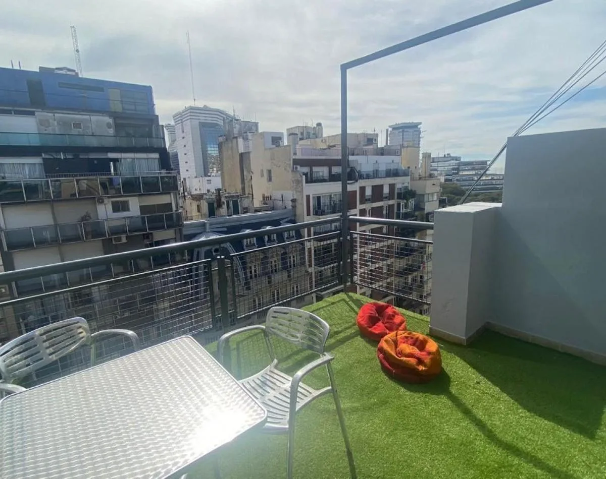 Monoambiente amueblado de 45 m² con balcón en Retiro