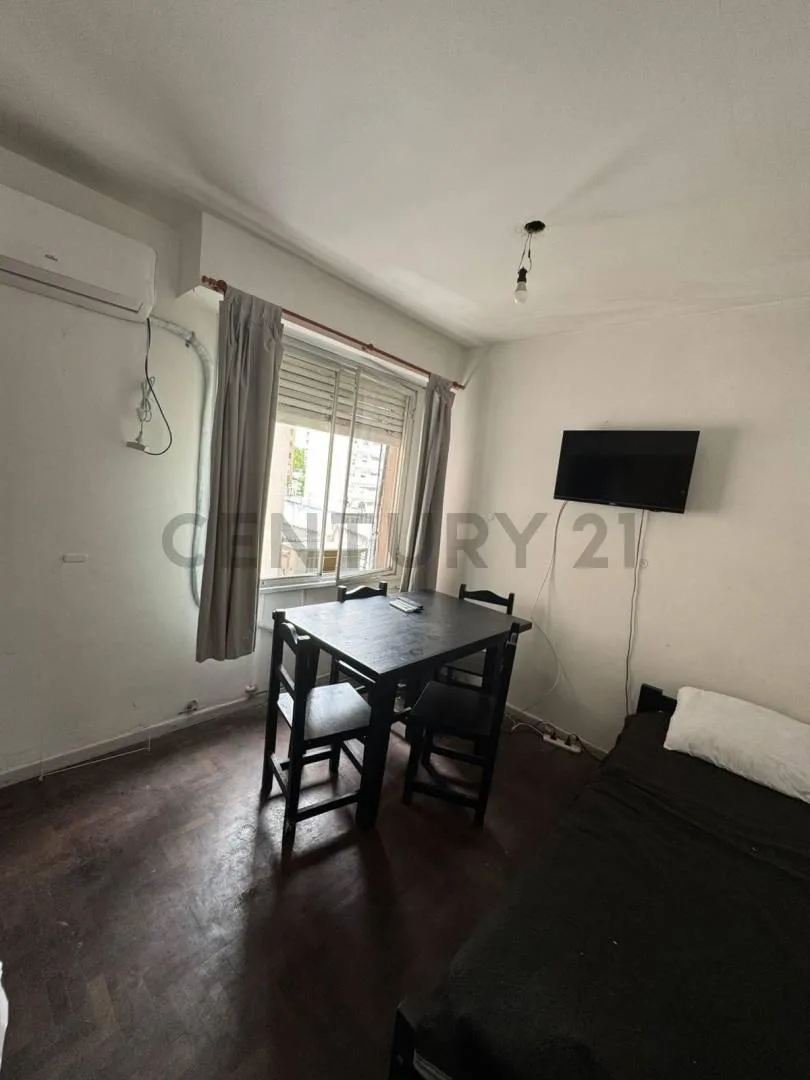 Apartamento mobiliado por temporada tipo kitnet em Tribunales