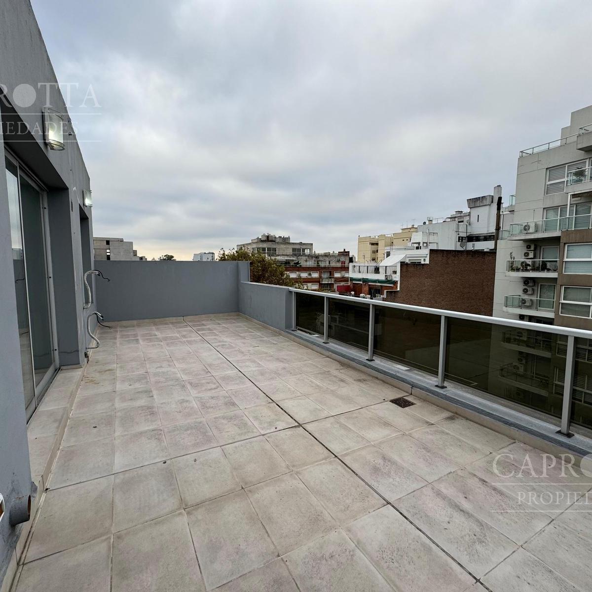 Квартира с 1 спальней и балконом в Villa del Parque