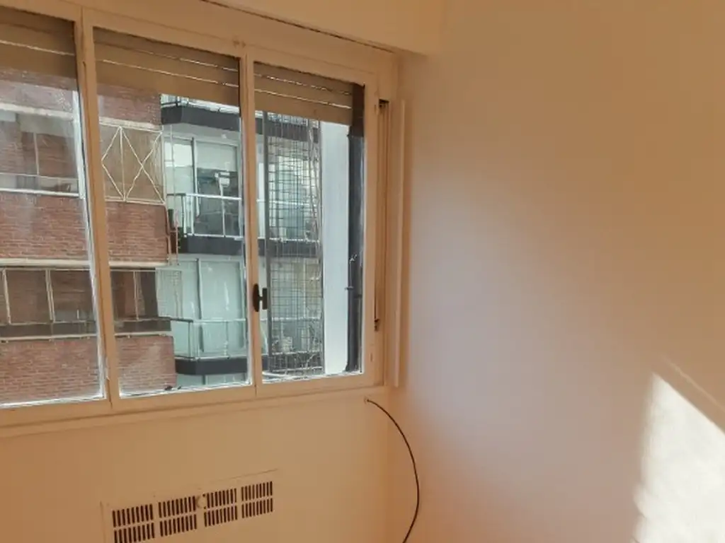 6th floor balcony parquet