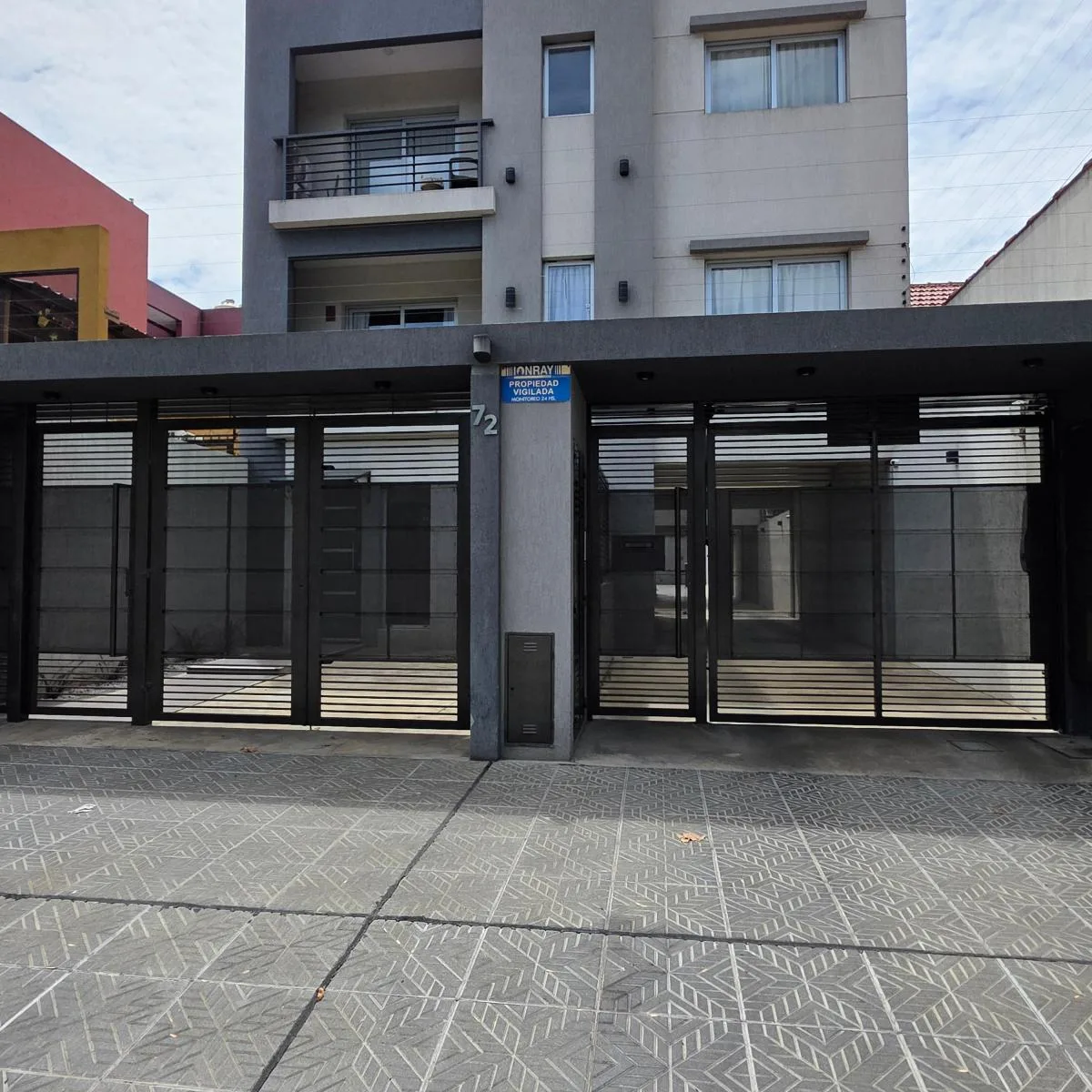 3-room apartment with garage