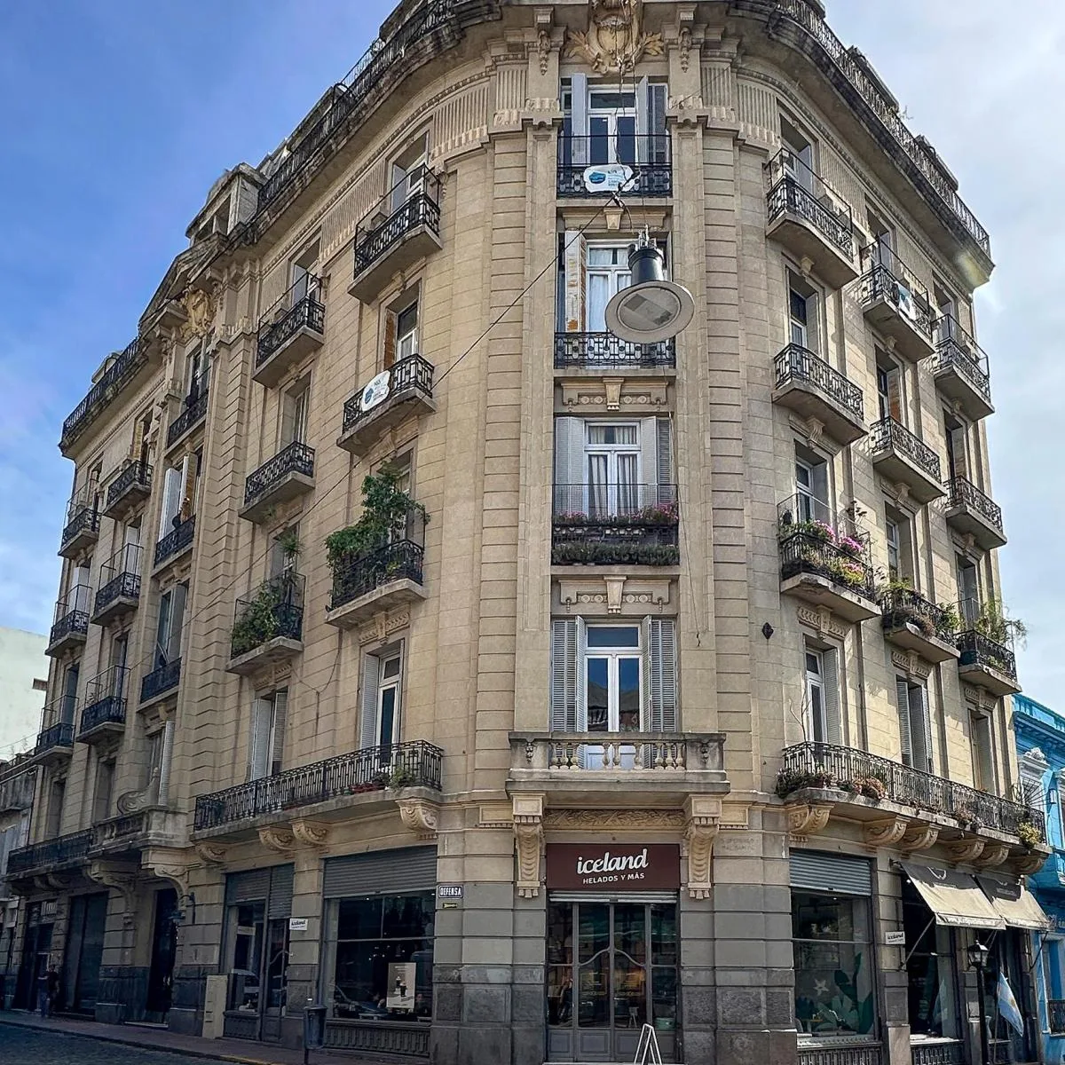 Alquiler en San Telmo. Edificio Centenario Puesto en Valor