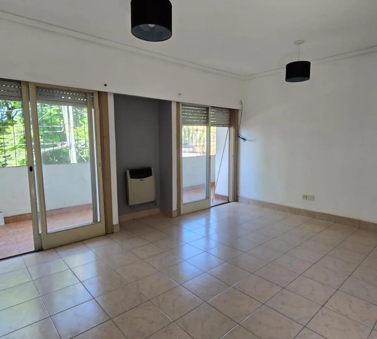 Departamento de 3 ambientes en alquiler en Castelar