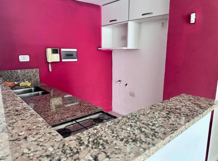 Divisible studio apartment with balcony and private patio in Chacarita