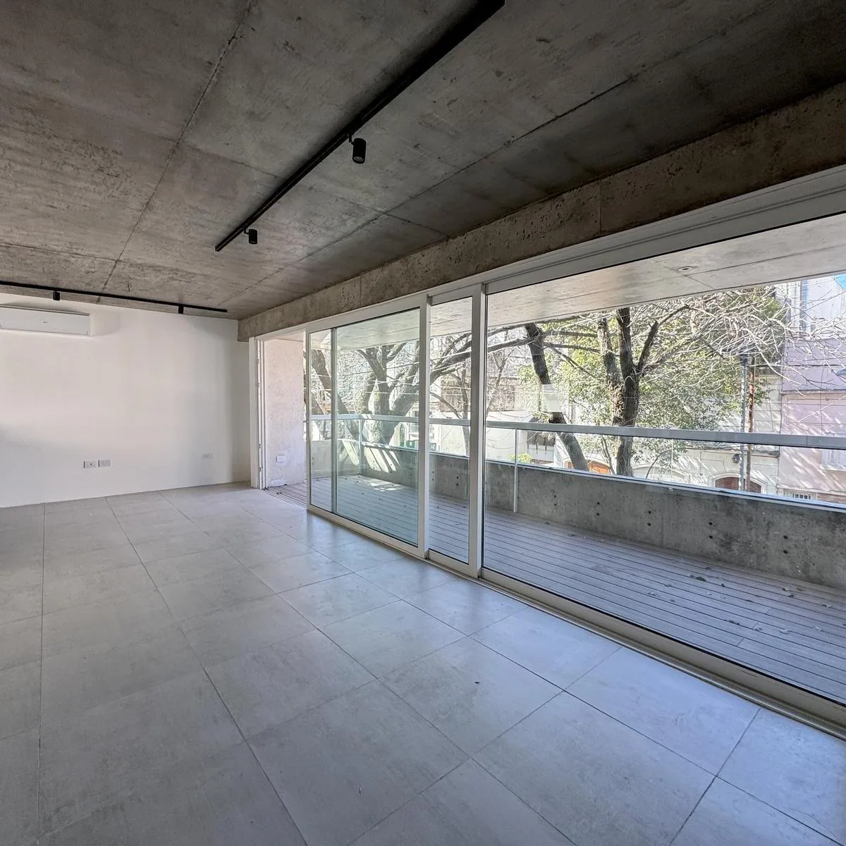 Apartamento de três dormitórios em La Plata