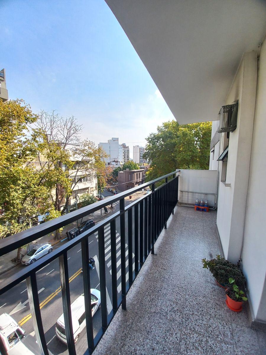 Two-room apartment with balcony in Buenos Aires