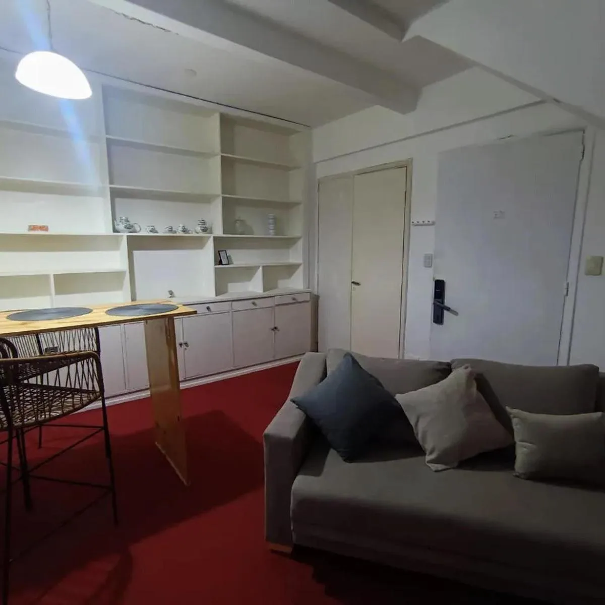 Apartamento duplex de 1 dormitório em Recoleta