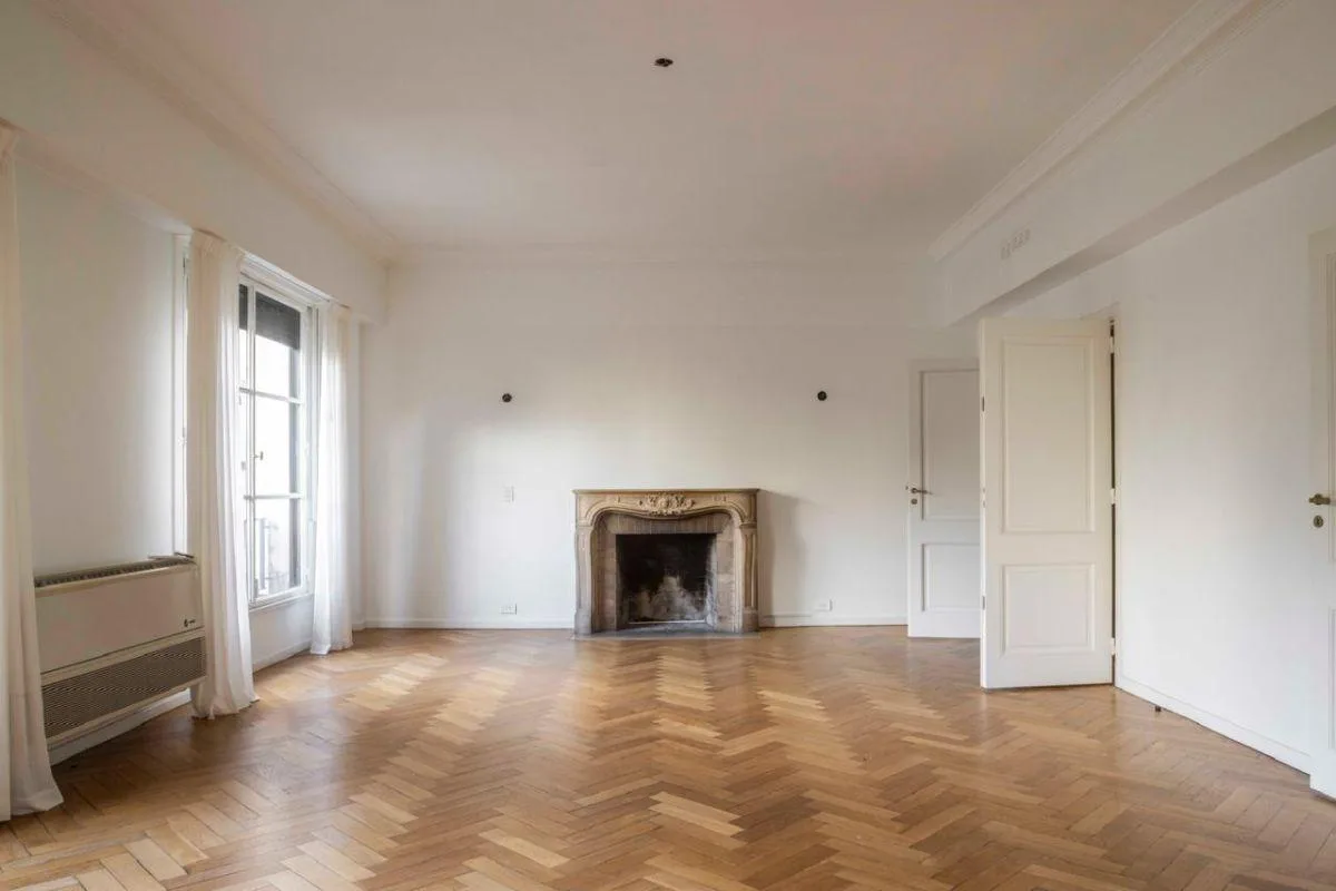 Apartamento de 4 dormitórios em Retiro