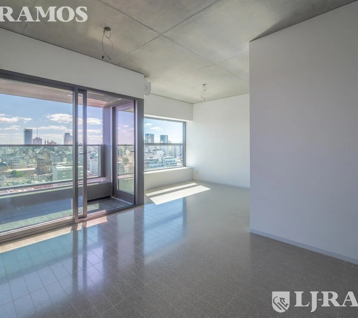 Kitnet novo de 35 m² em Puerto Madero, com varanda e vaga