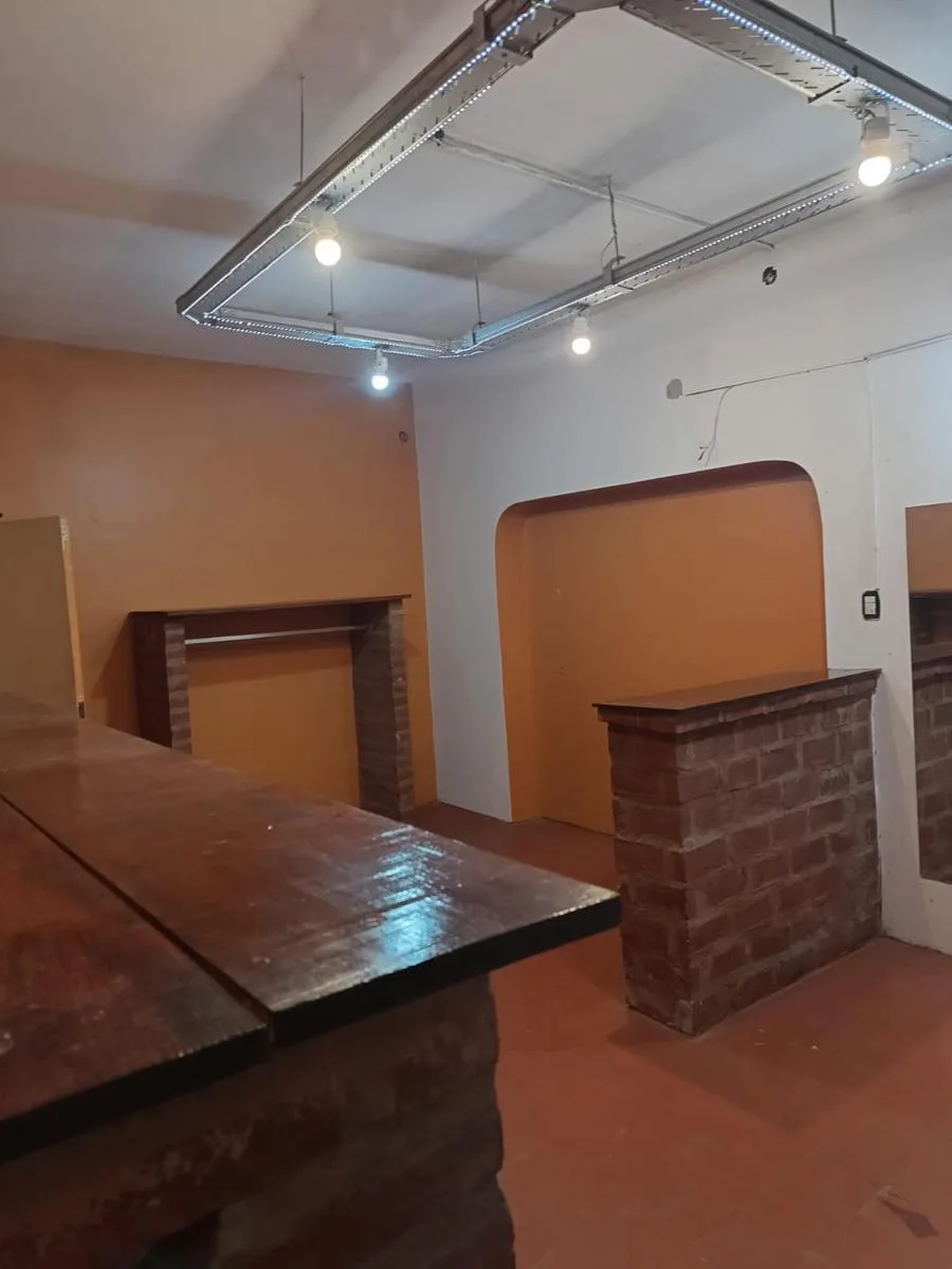 Casa com 4 dormitórios em Manuel B. Gonnet