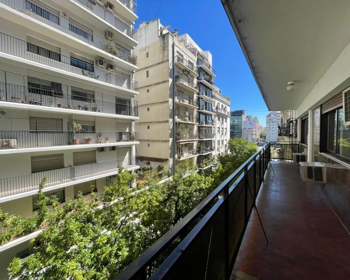 Four-bedroom apartment in Retiro