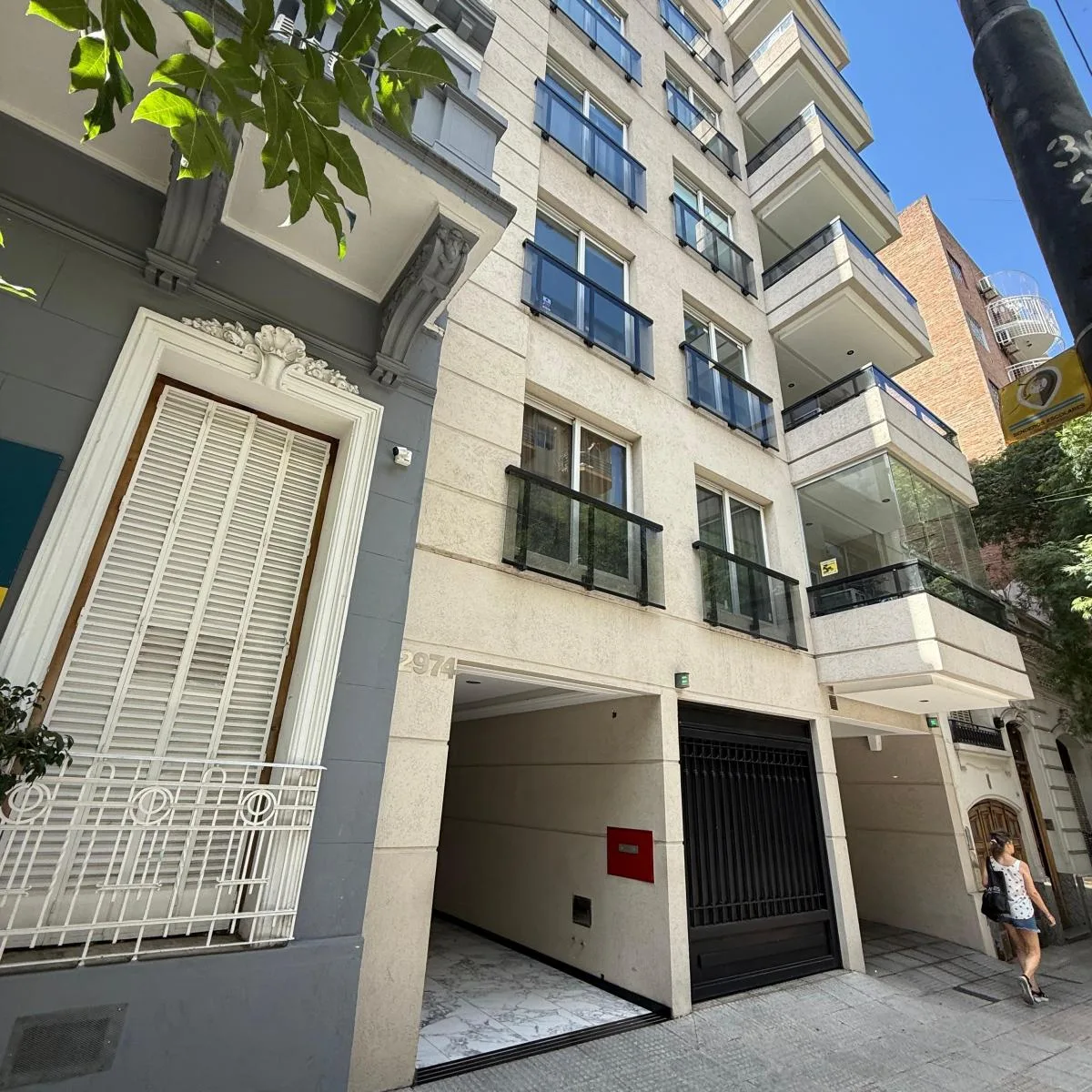 Apartamento de 1 dormitório em Flores com varanda e churrasqueira