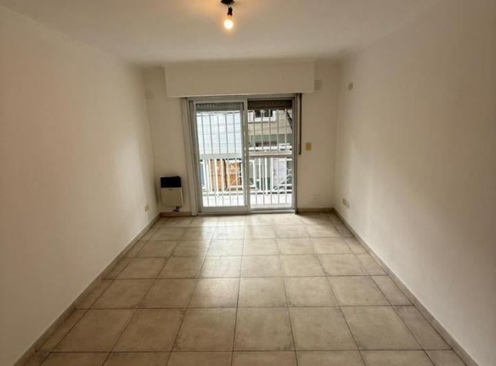 Departamento de 2 ambientes con balcón en San Fernando