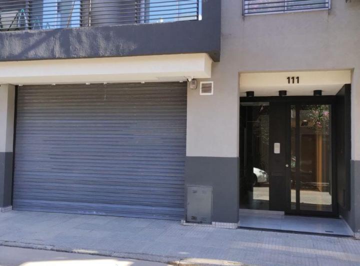 Квартира-студия на полуэтаже с балконом в Caballito Sur