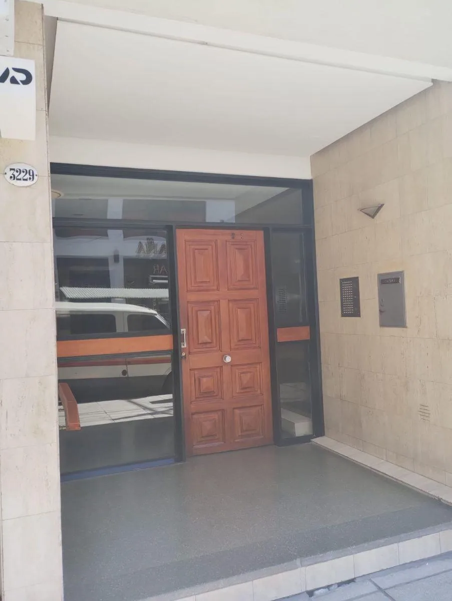 Two-bedroom apartment in Villa del Parque with balcony and separate kitchen