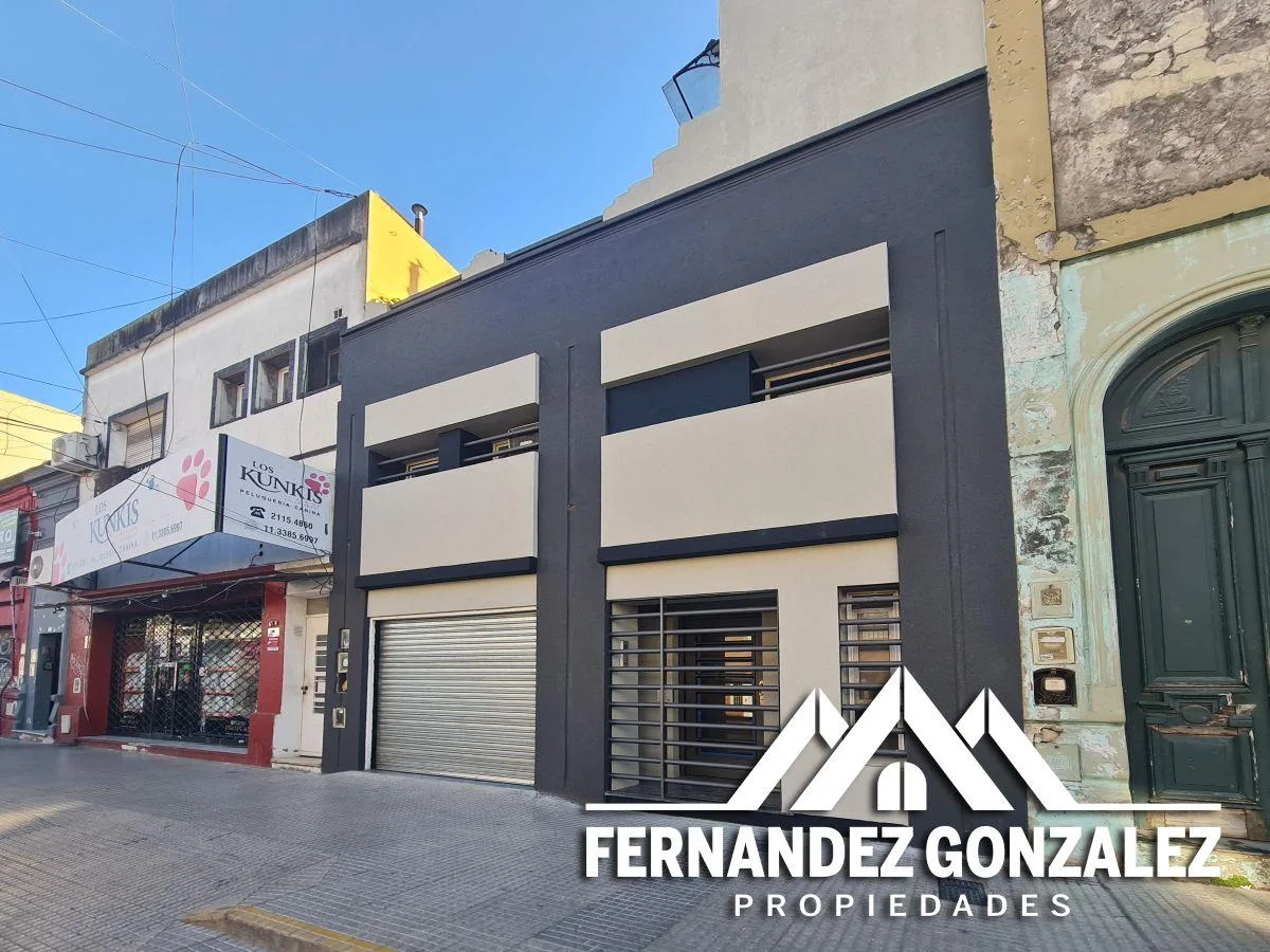 Brand new one-bedroom PH in Banfield with private patio and pool