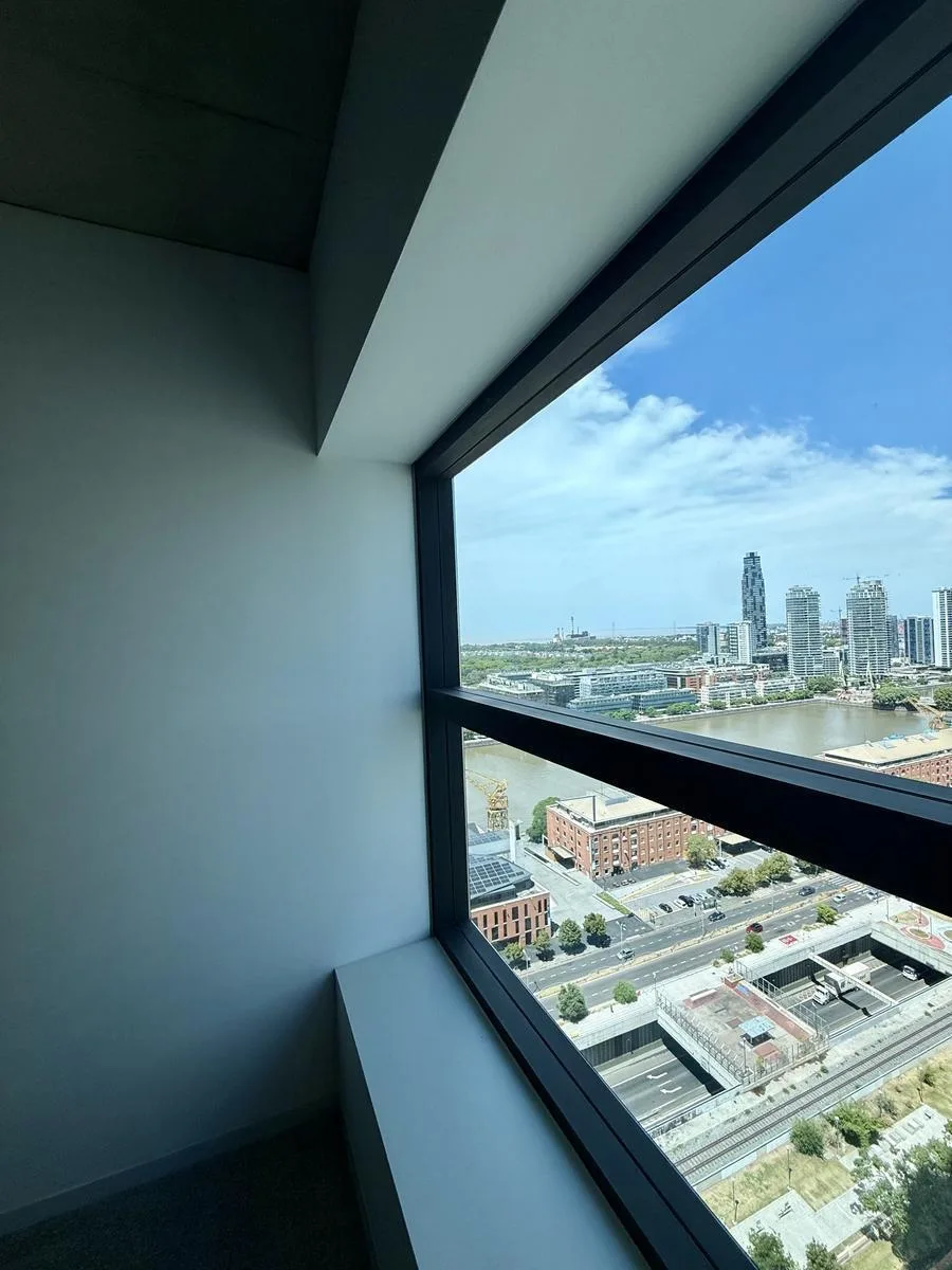 Departamento de 2 ambientes con cochera en Puerto Madero