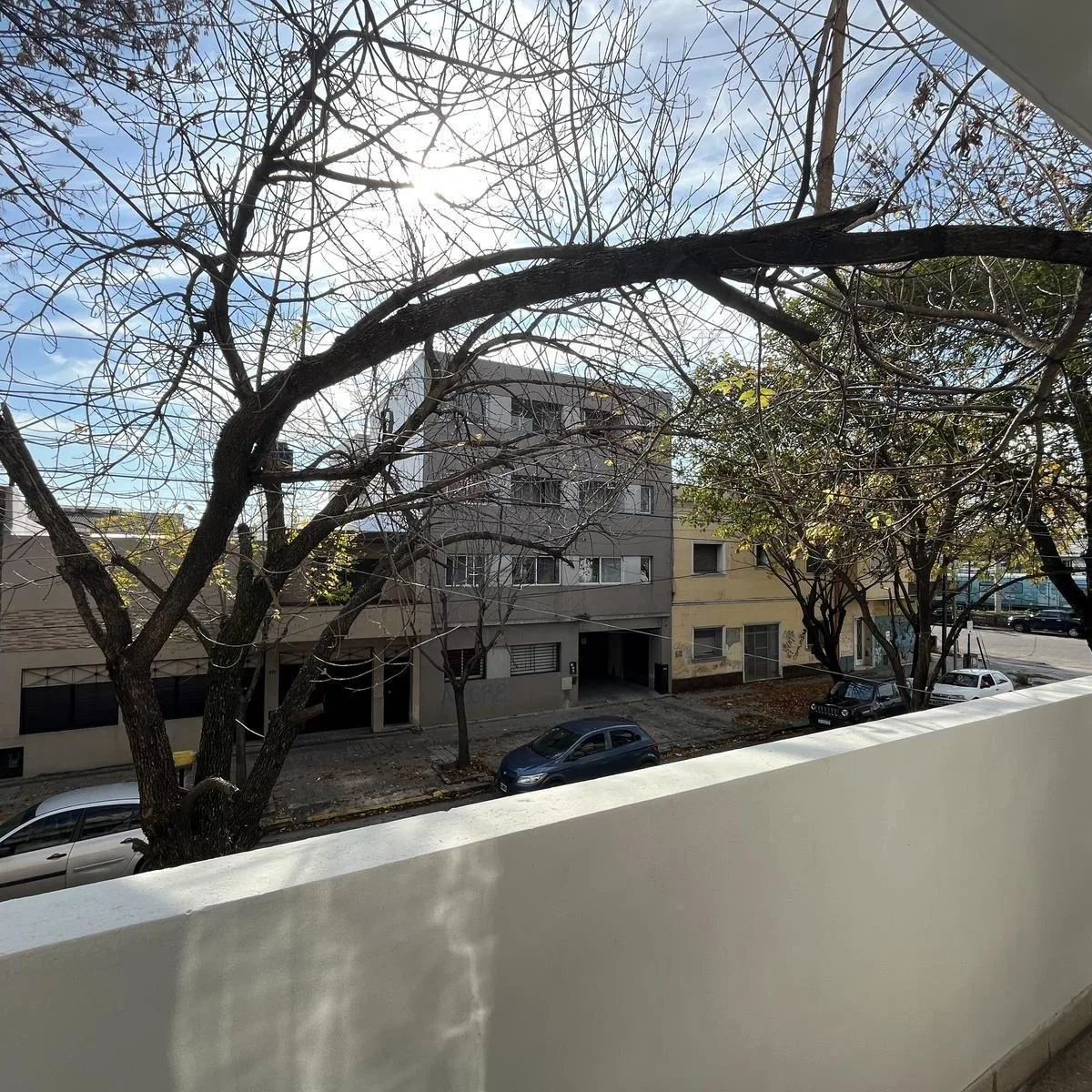 Apartamento de 2 dormitórios com varanda na La Plata