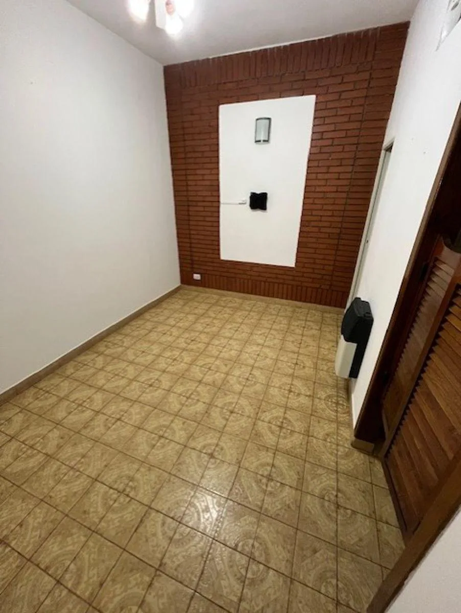 Departamento de 3 ambientes interno en Villa Lynch