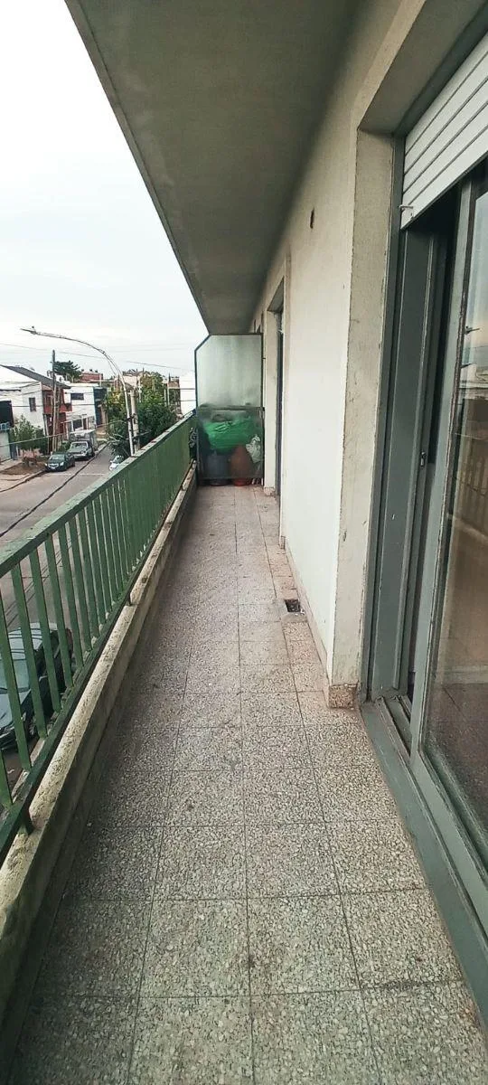 Depto. 3 Amb. 1er Piso C/ascensor