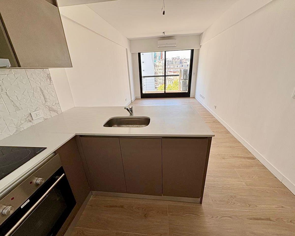 Квартира-студия новая с балконом в Balvanera