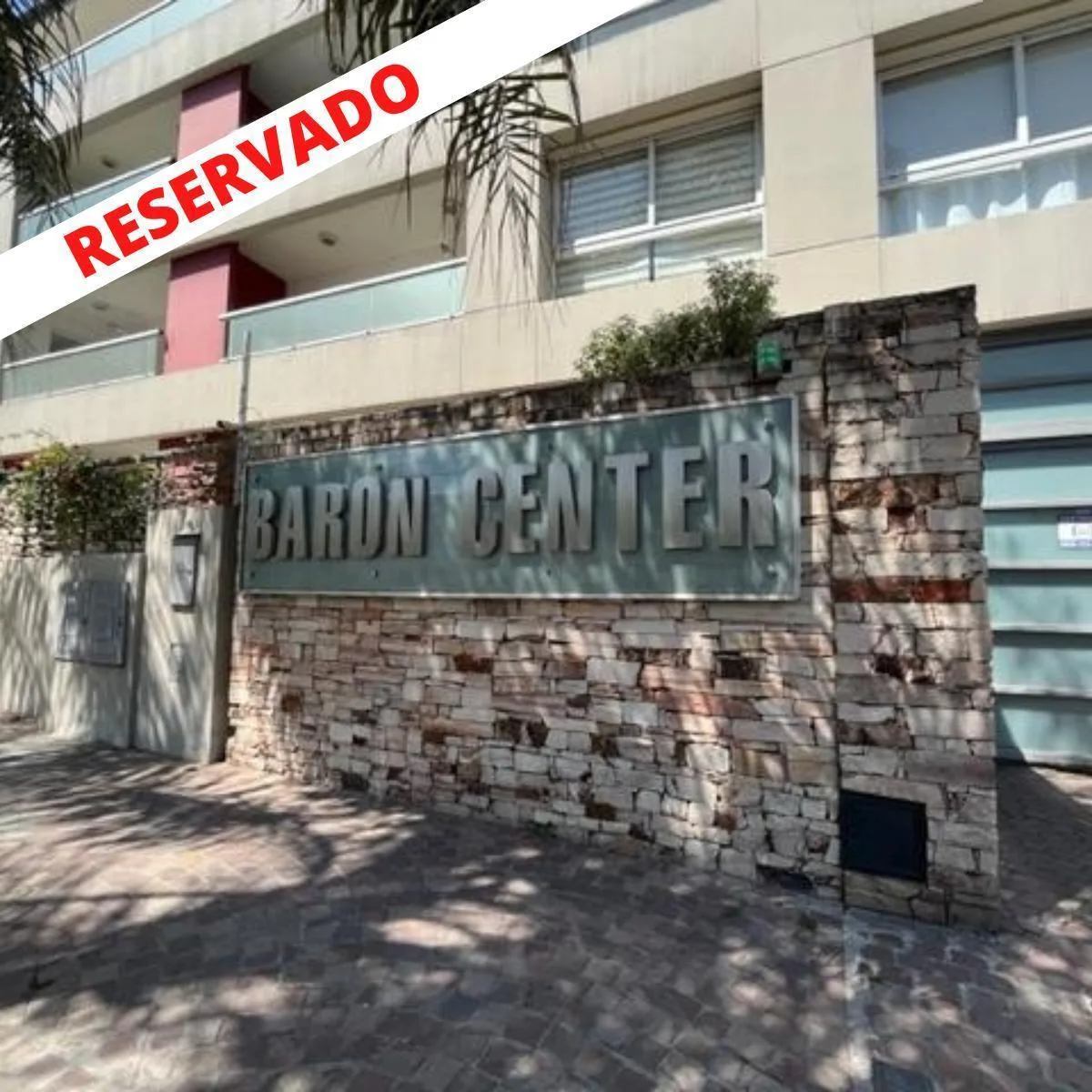 Departamento de 3 ambientes con cochera en Lomas de Zamora Oeste