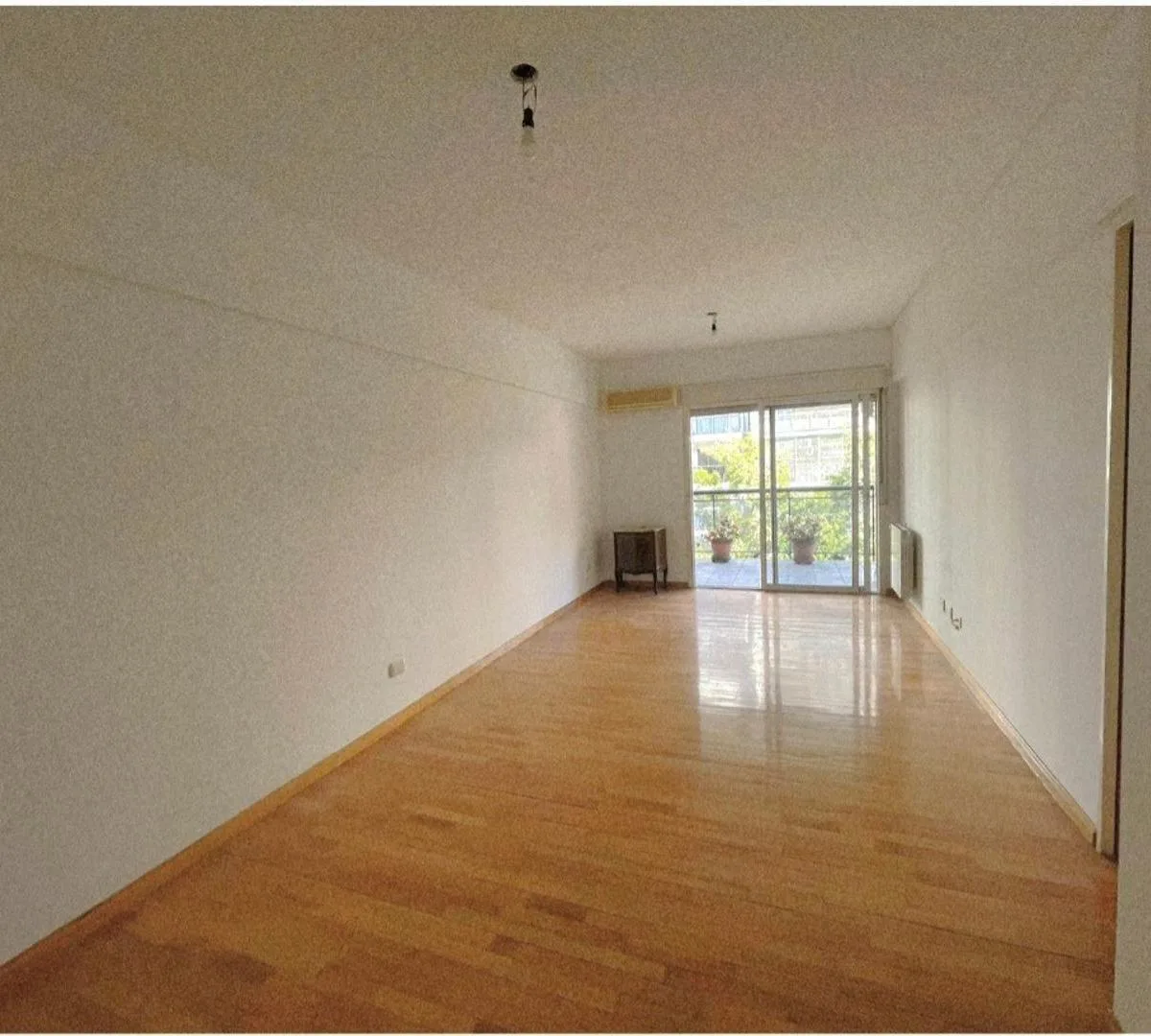Three-room apartment with professional use in Villa Urquiza