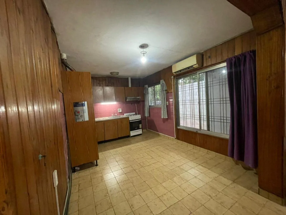 PH Tipo Casa. 4 Amb con Entrada de Coche. Pb con Lavadero y Cocina Comedor. en Barrio Piedrabuena