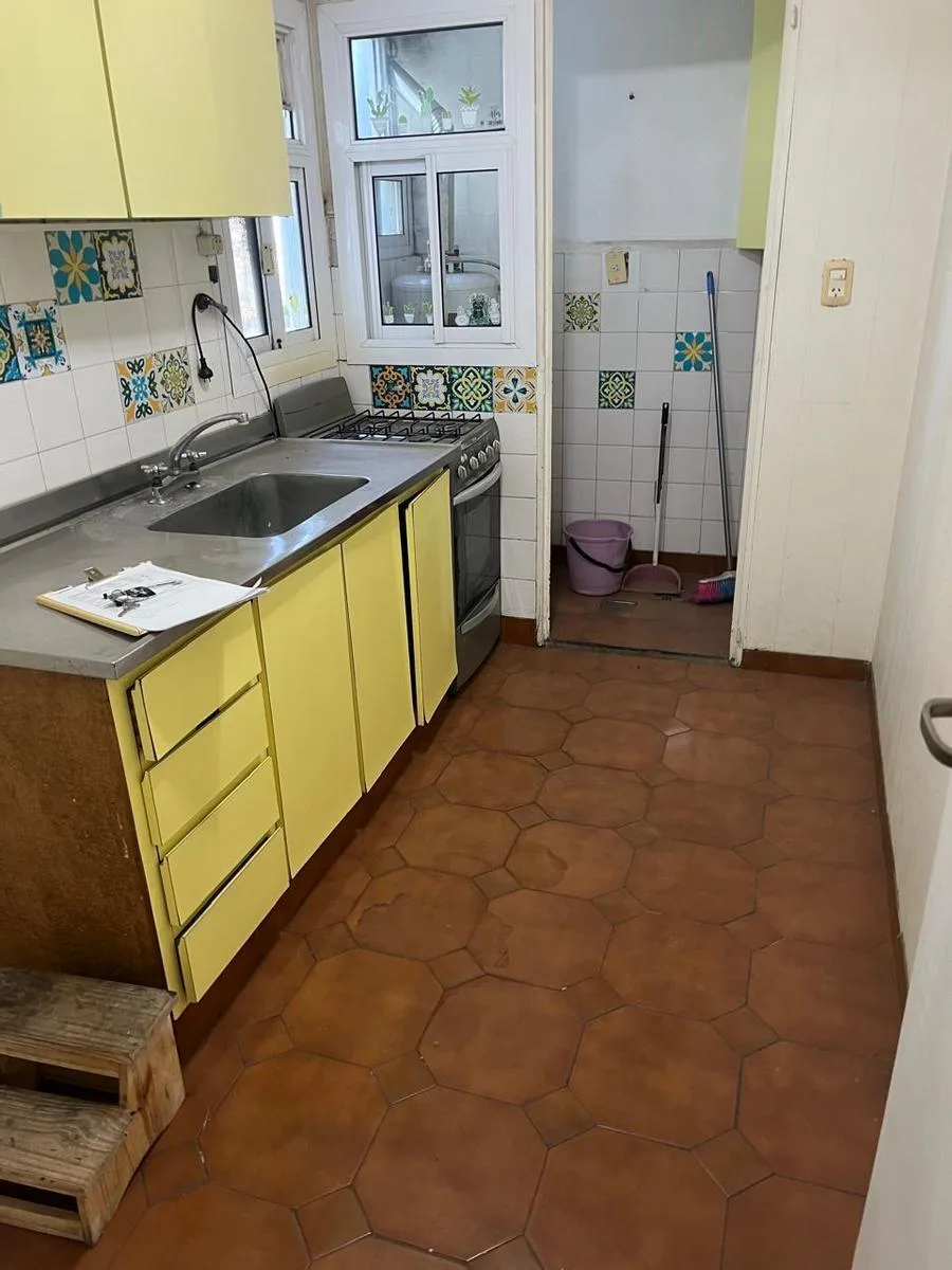 Apartamento de três ambientes em Villa Lugano