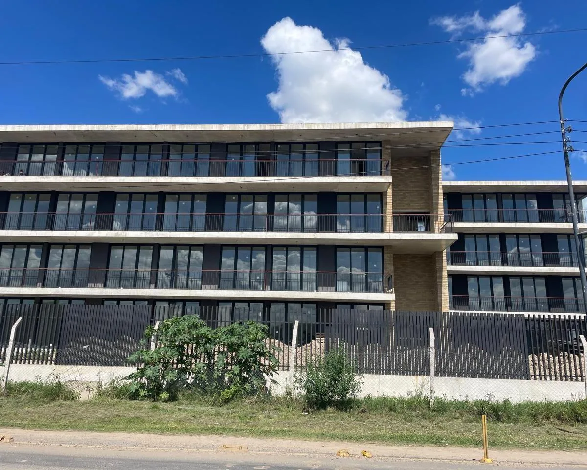 Departamento de 2 ambientes con jardín y parrilla en Tigre
