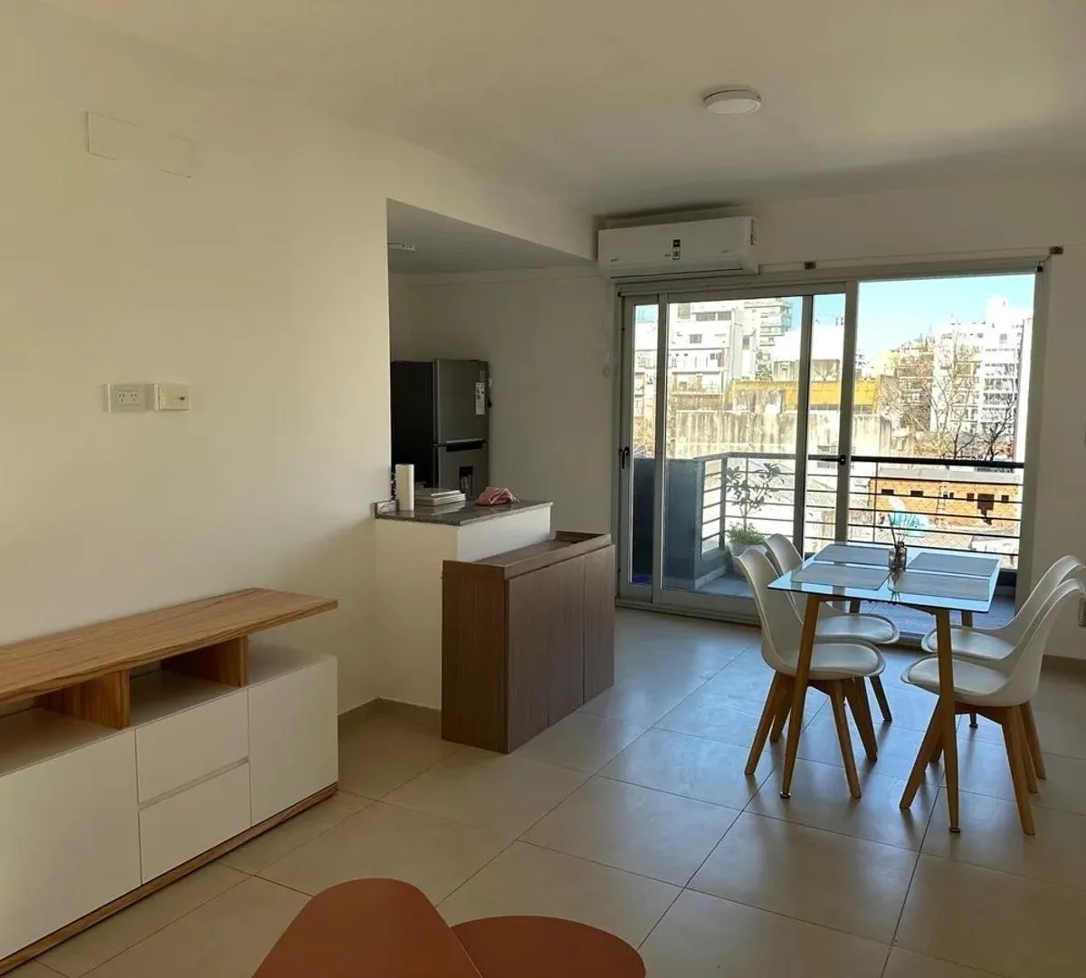 Меблированная квартира с 1 спальней в Villa Crespo