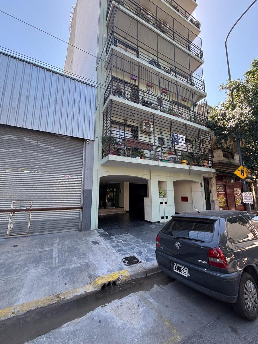 Apartamento de dois ambientes para alugar em Villa General Mitre