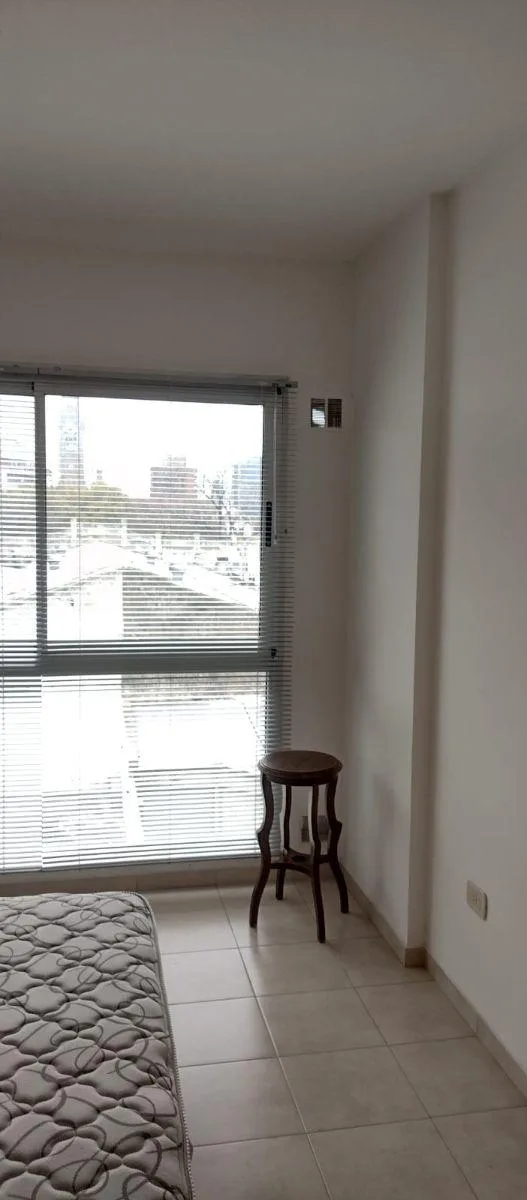 Kitnet mobiliada para aluguel em La Plata