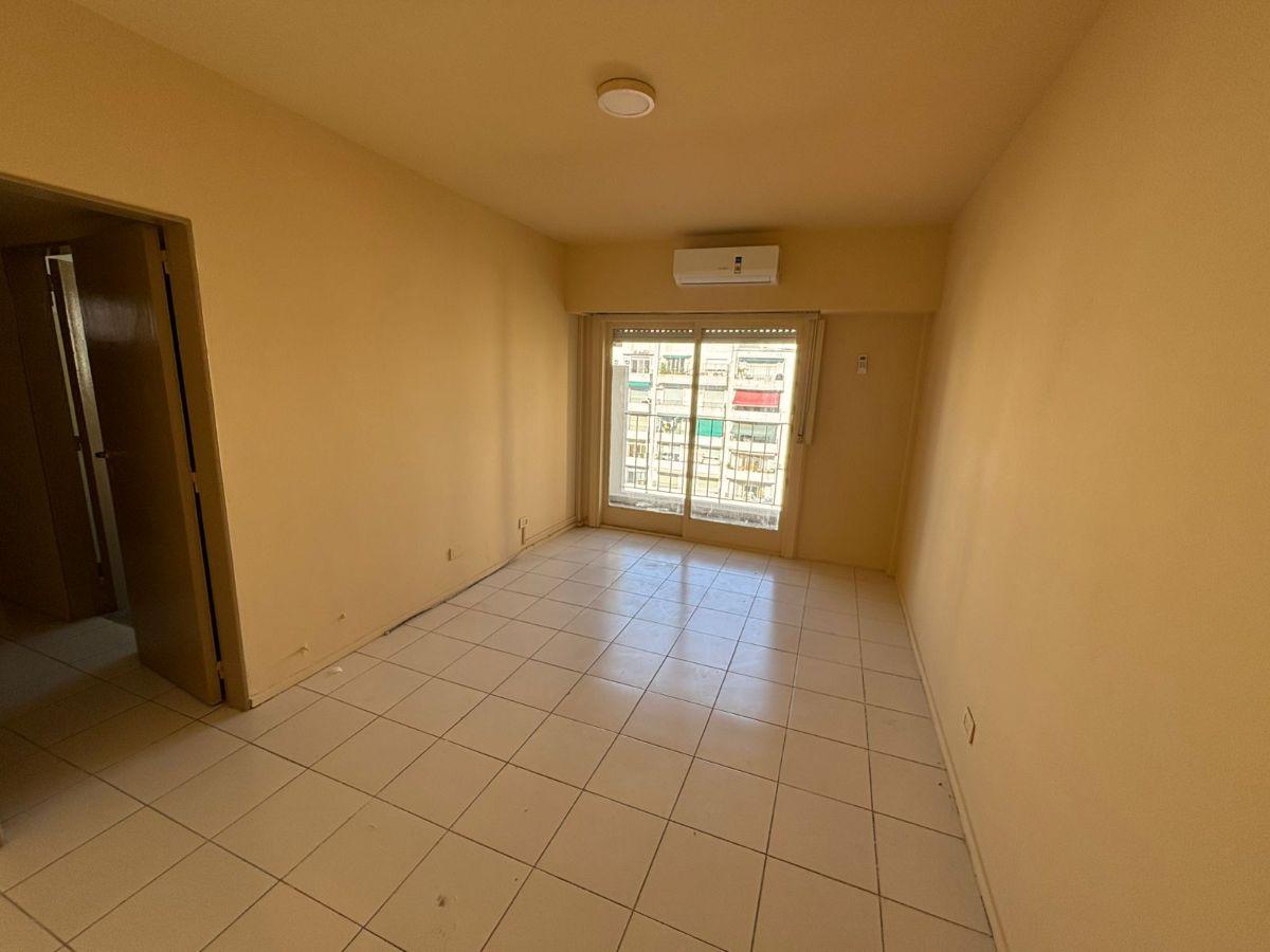 Departamento de 2 ambientes con balcón en Almagro