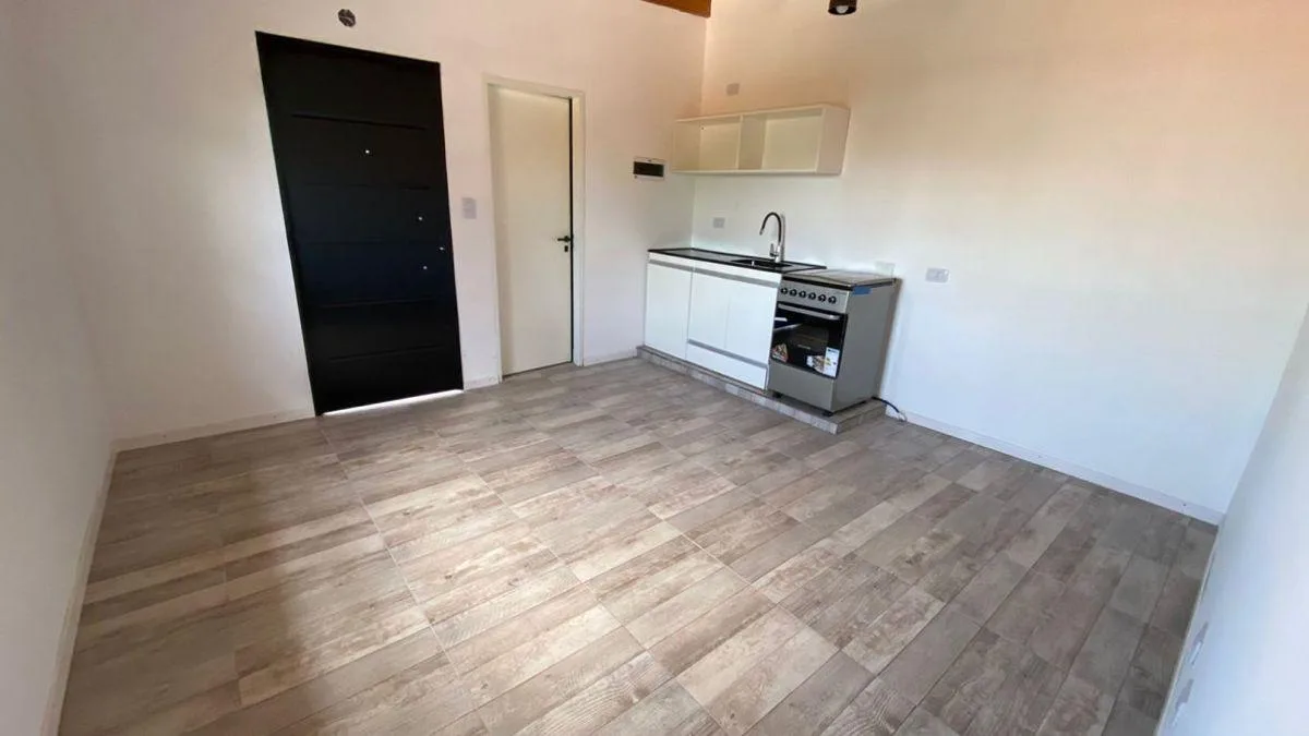 Two-room PH apartment on the upper floor in Lomas de Zamora