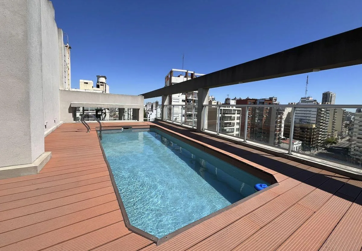 Monoambiente con piscina en Balvanera