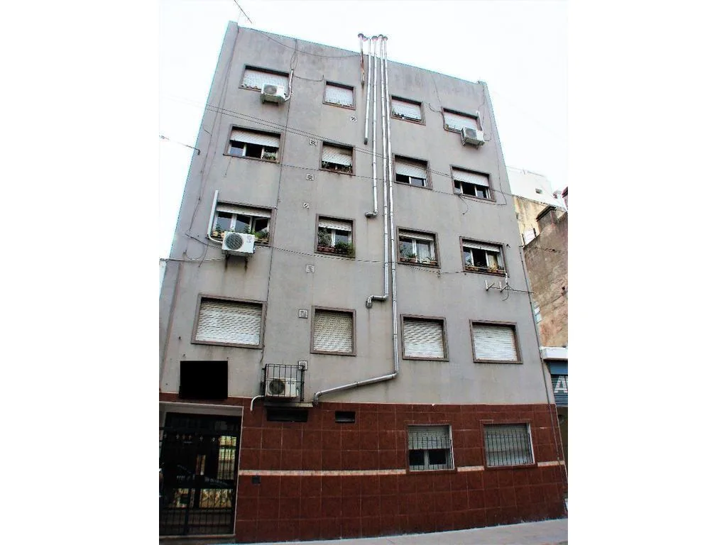 Apartamento de dois ambientes e meio com 2 quartos em San Telmo