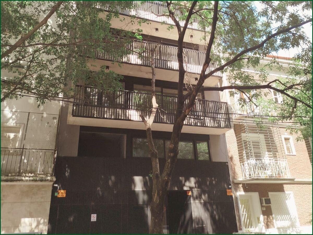 Brand-new studio apartment in Belgrano with balcony