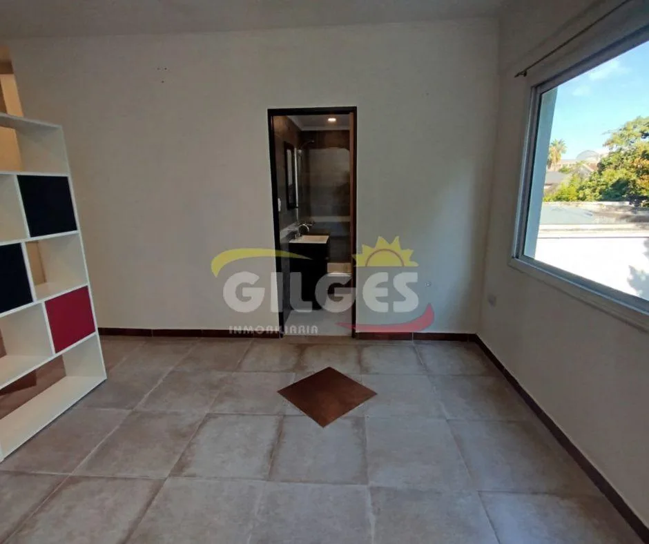 Ground-floor studio apartment in Ramos Mejía