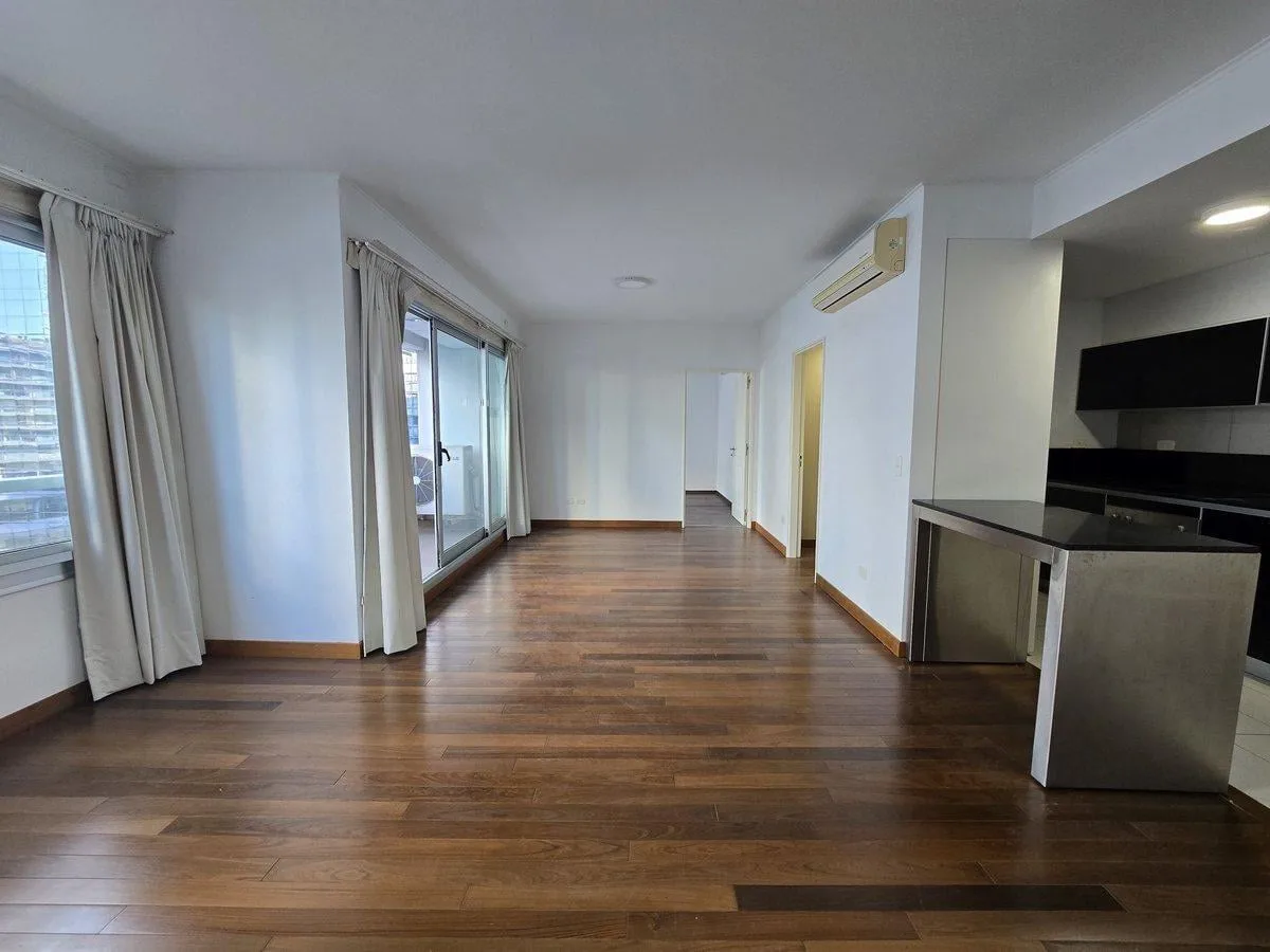 Квартира-студия с балконом в комплексе Zencity Puerto Madero с парковочным местом