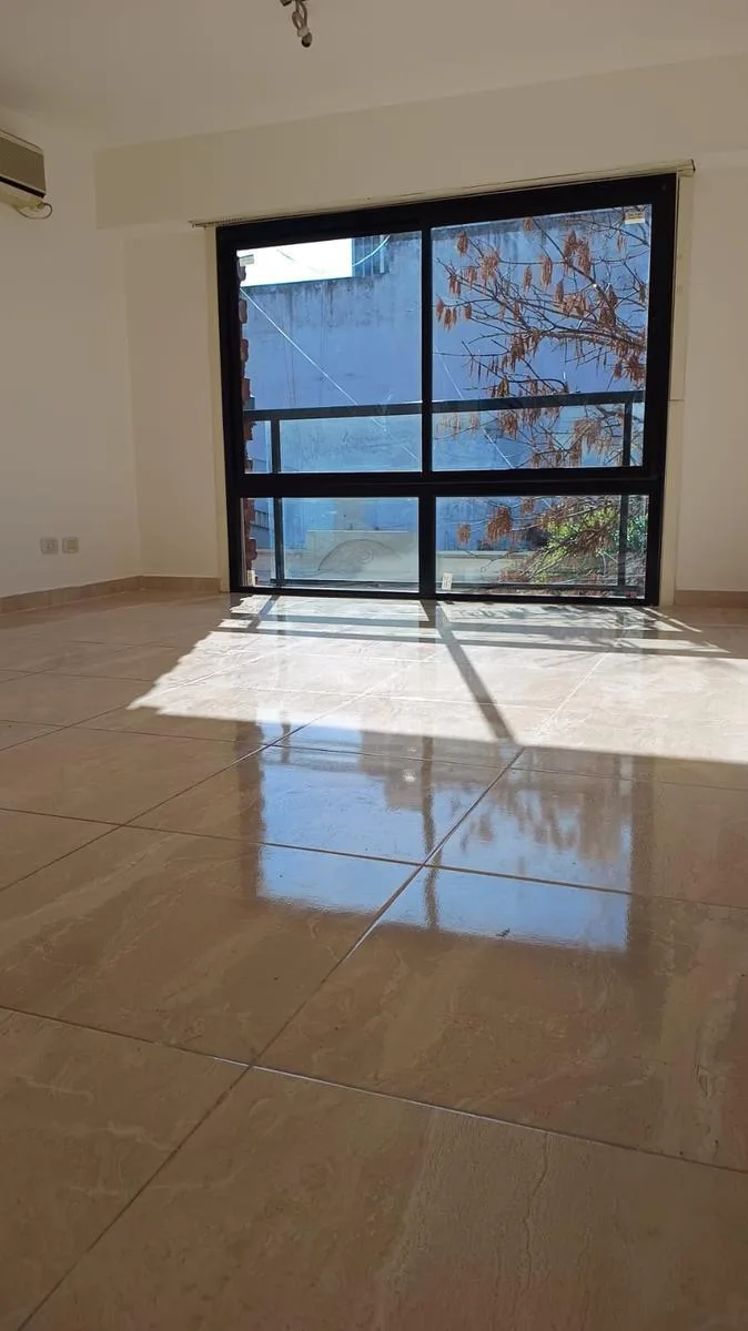 Three-bedroom apartment in La Plata