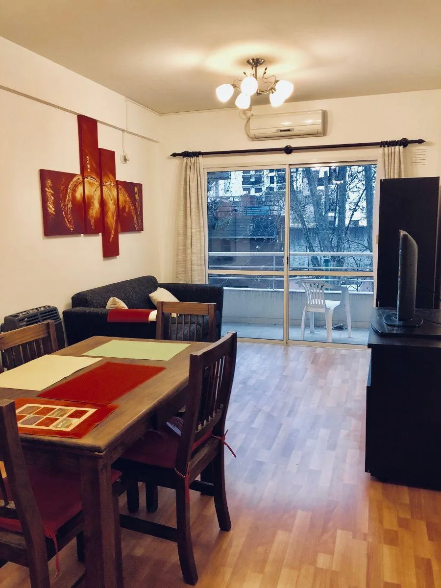 Квартира с 2 спальнями в Villa Crespo, с мебелью
