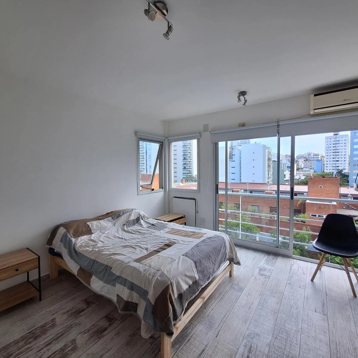 Furnished studio apartment with pool and grill in Almagro