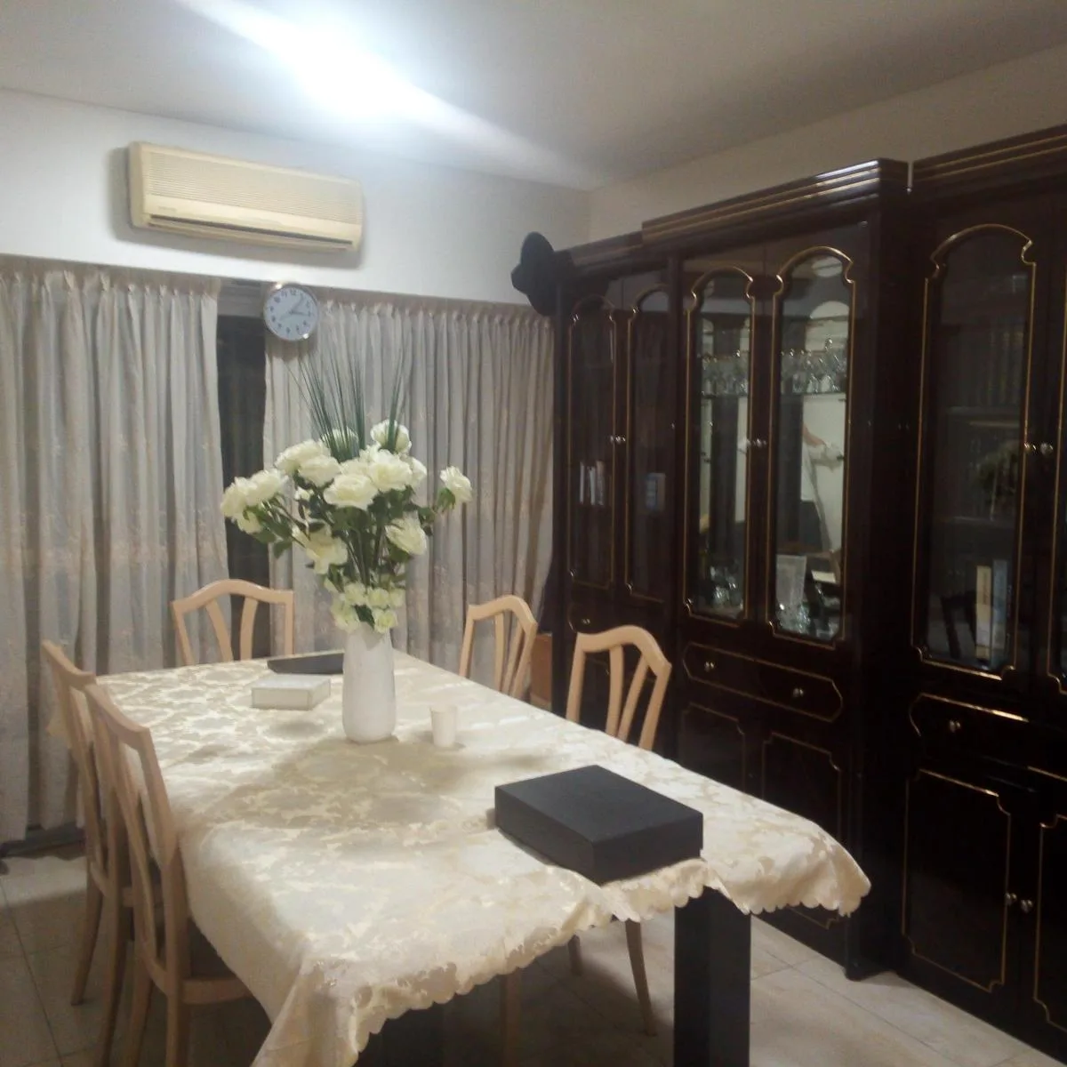 Departamento de 3 ambientes con patio en Flores