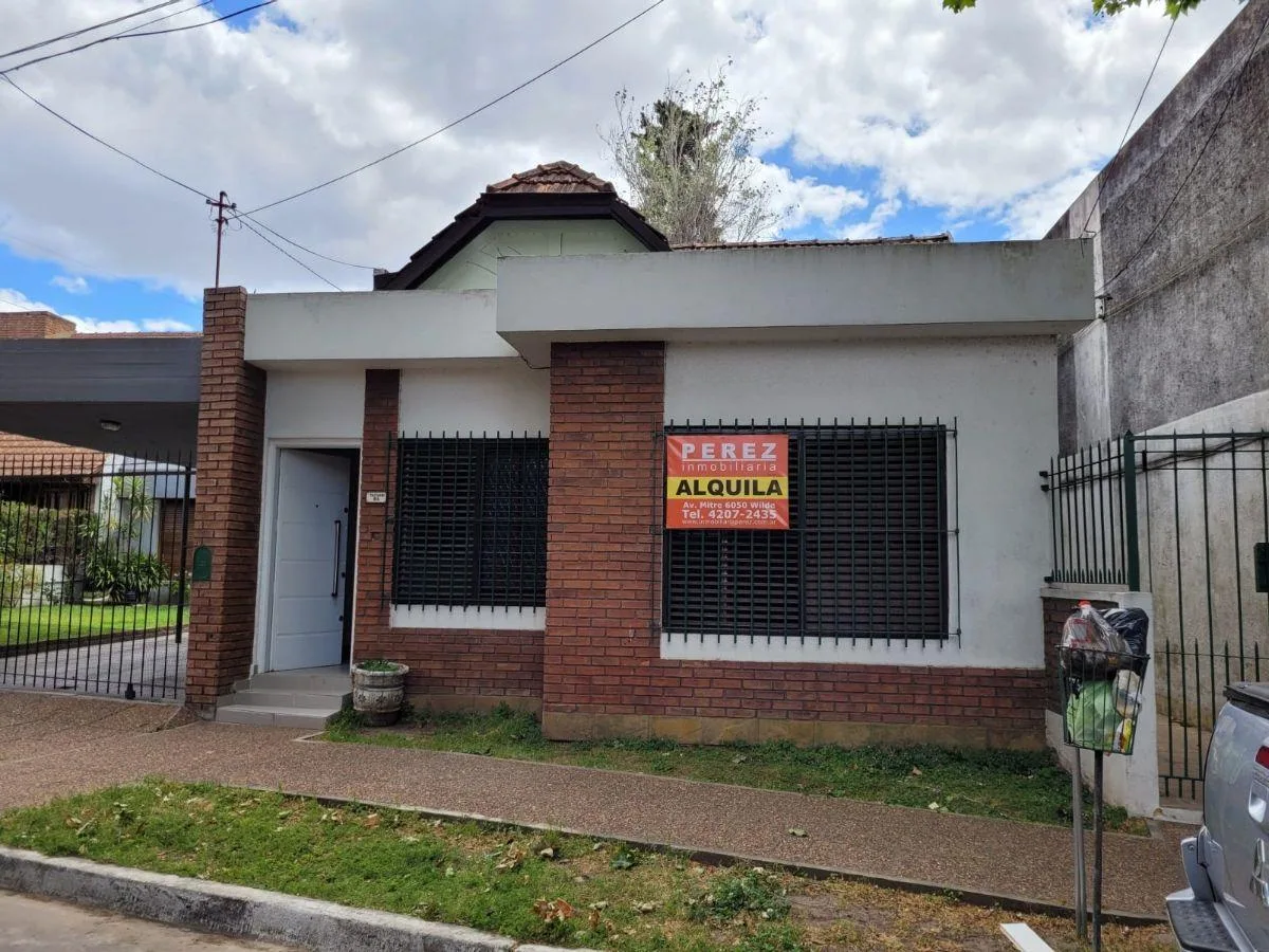 Ground-floor PH house with private entrance in Quilmes