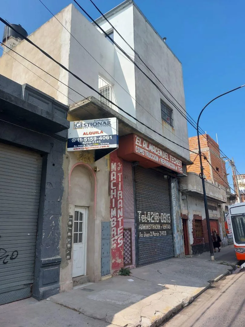 PH de três ambientes com 2 quartos em Lanús