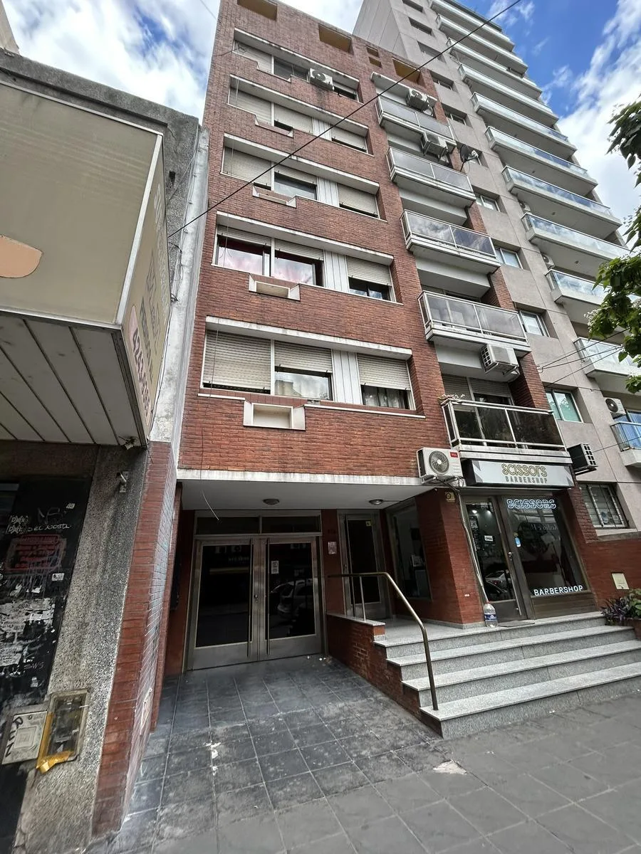Departamento de 3 ambientes en Lomas de Zamora Oeste