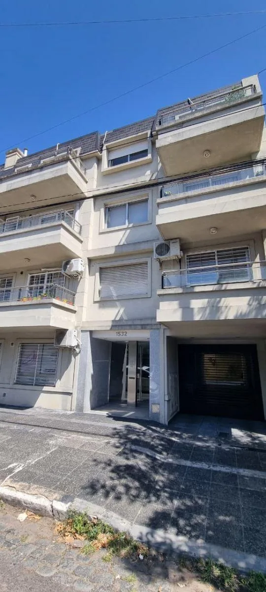 Departamento de 2 ambientes con balcón en Lomas de Zamora