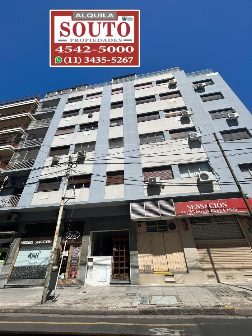 Квартира с 1 спальней на улице в Coghlan, 41 m²