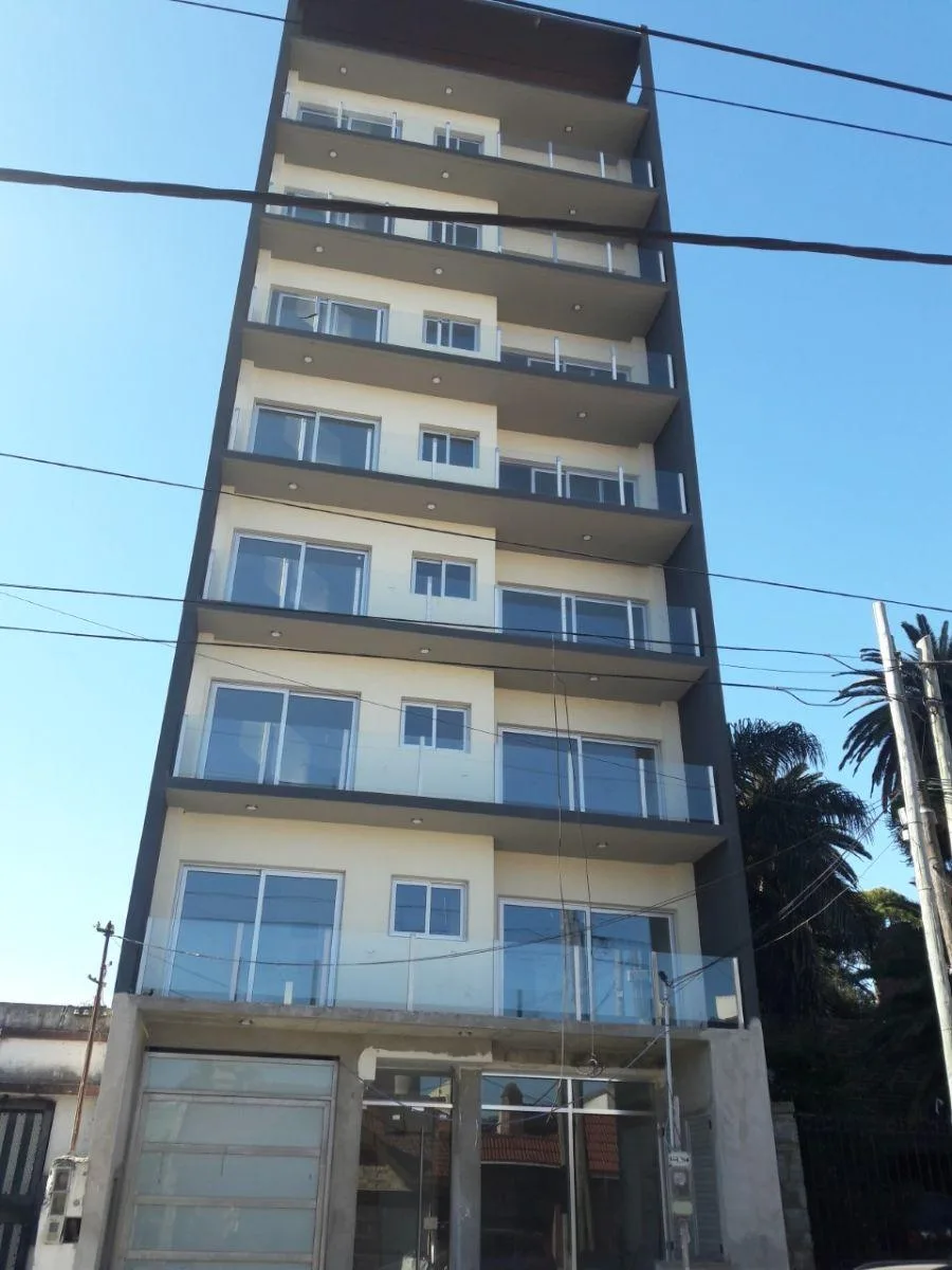 Квартира с 2 спальнями и балконом в Wilde